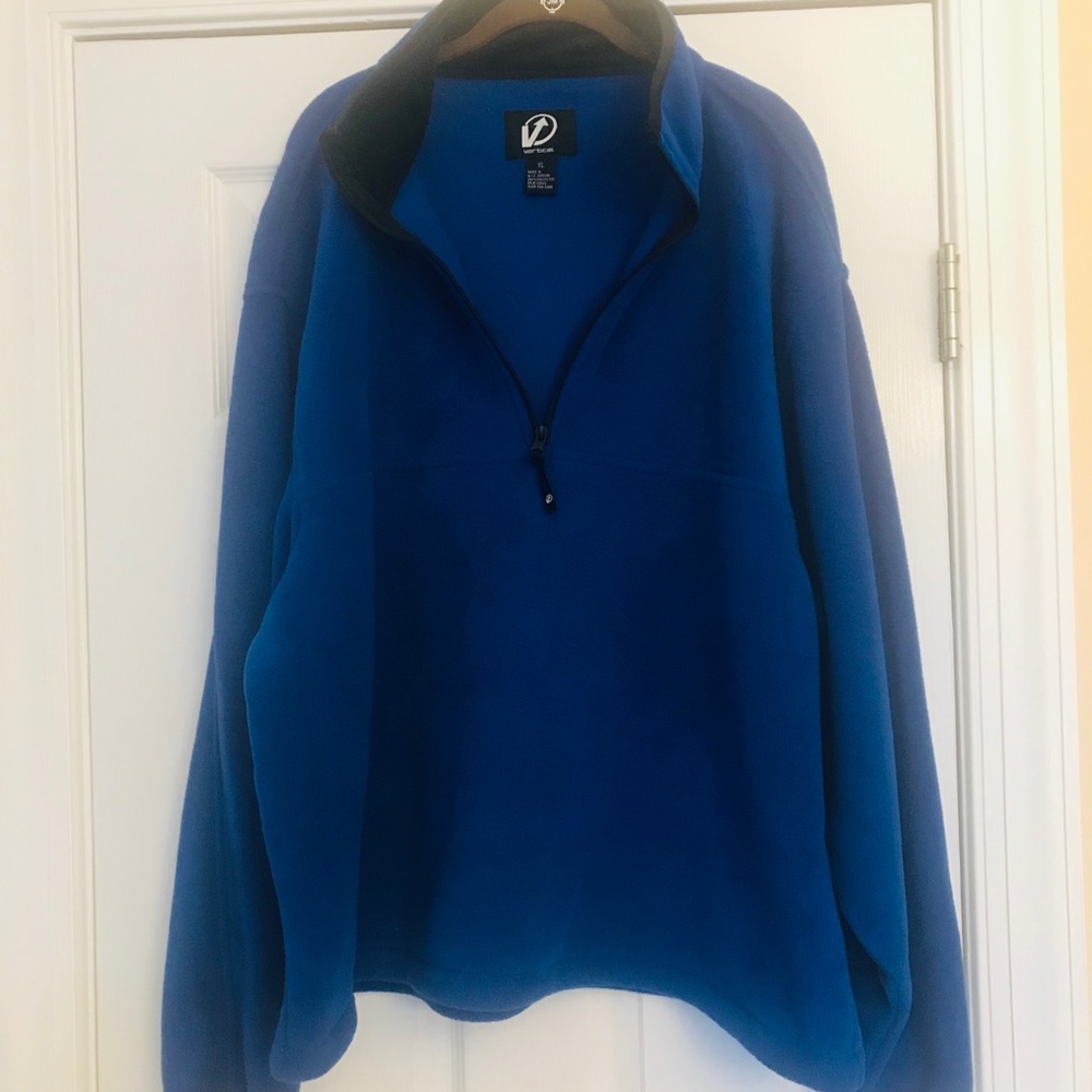 Men’s blue & blk polyester jacket, Size XL